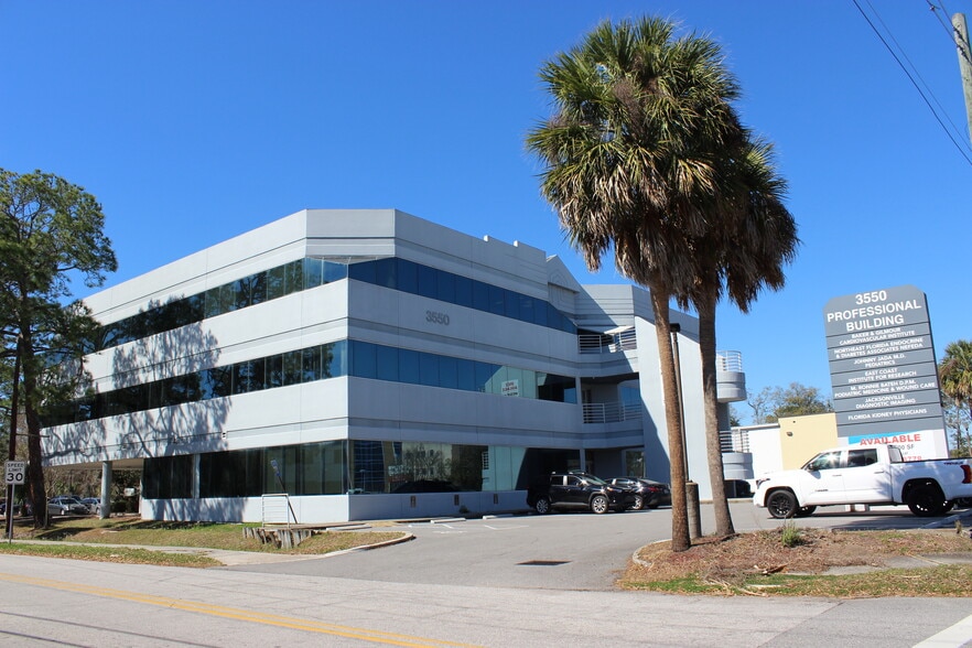 3550 University Blvd S, Jacksonville, FL for lease - Building Photo - Image 3 of 6