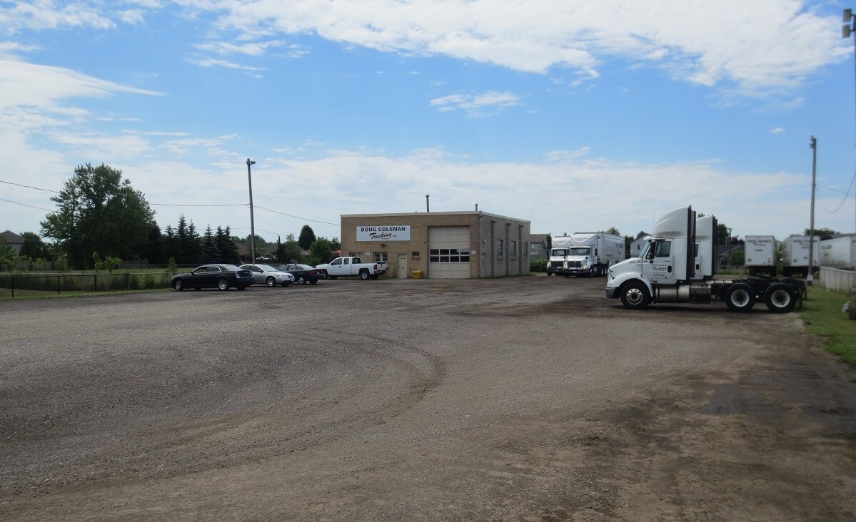1222 Talbot St, St Thomas, ON for sale Primary Photo- Image 1 of 1