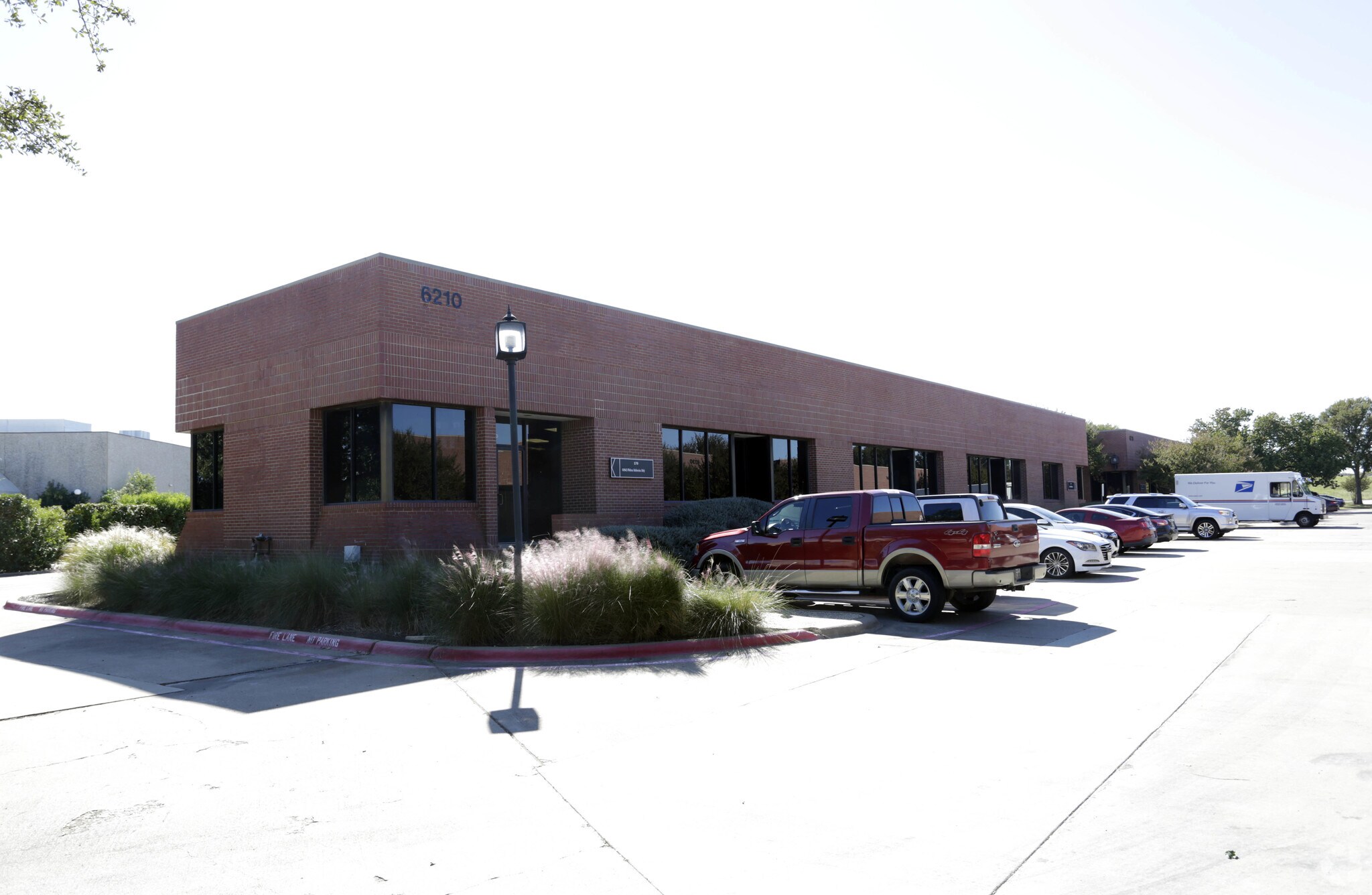 6210 N Belt Line Rd, Irving, TX à louer Photo du bâtiment- Image 1 de 27
