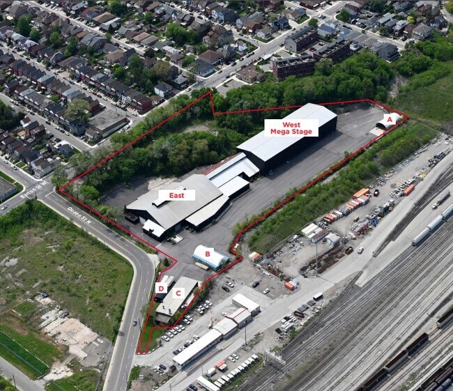 Plus de détails pour 243 Queen St N, Hamilton, ON - Industriel à vendre