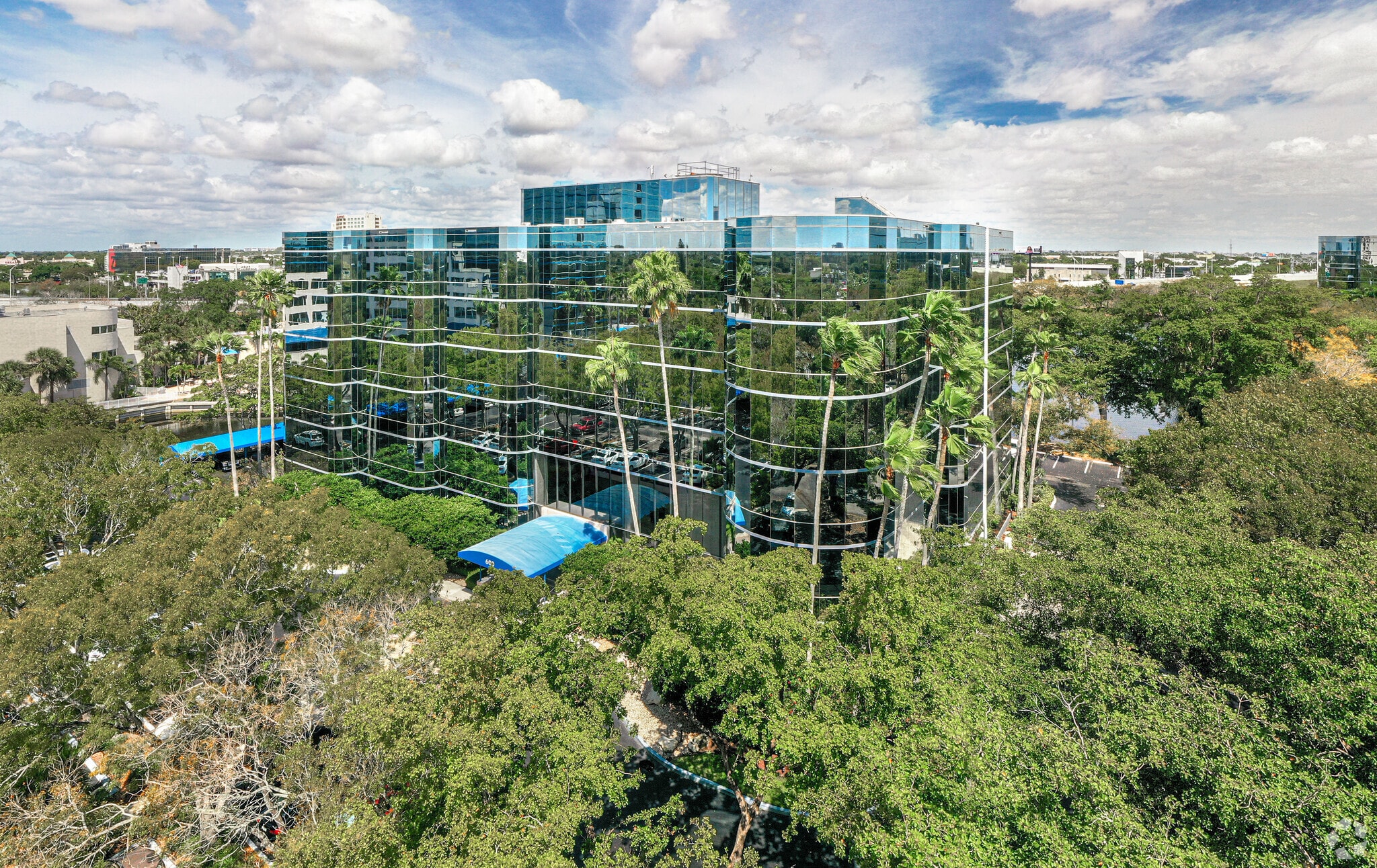600 Corporate Dr, Fort Lauderdale, FL for lease Primary Photo- Image 1 of 18