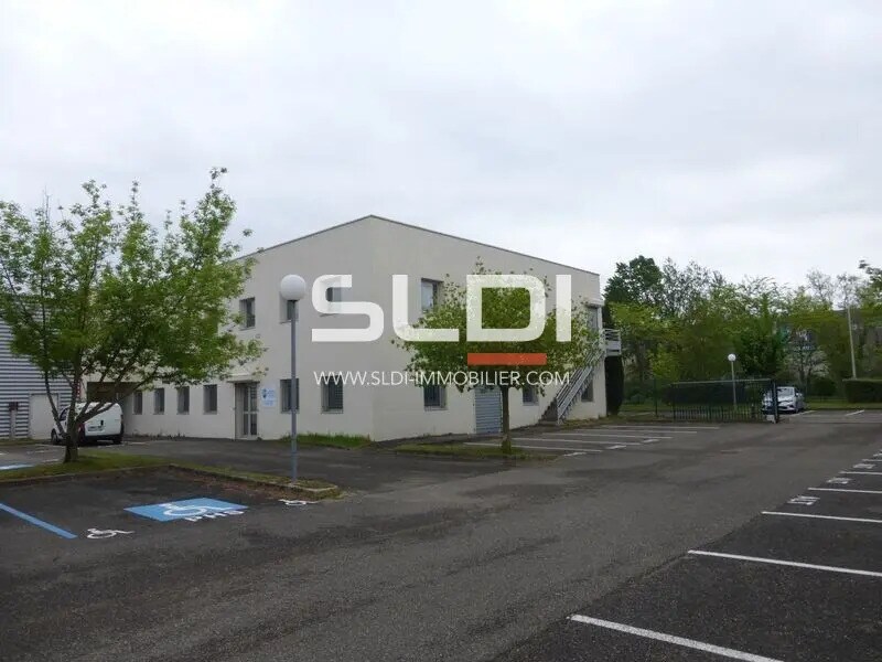 Office in Saint-Priest for sale Building Photo- Image 1 of 9