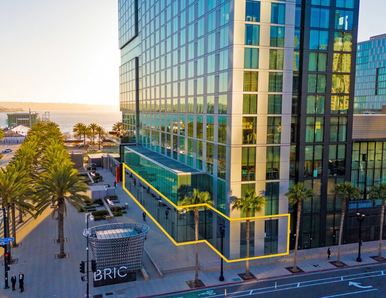 901 Bayfront Ct, San Diego, CA à louer - Photo du bâtiment - Image 3 de 17