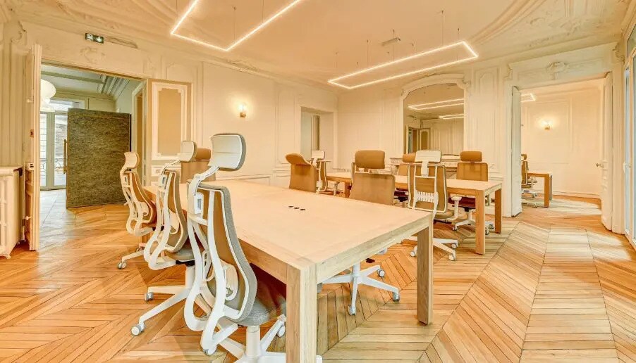 46 Boulevard De Magenta, Paris for sale Interior Photo- Image 1 of 6