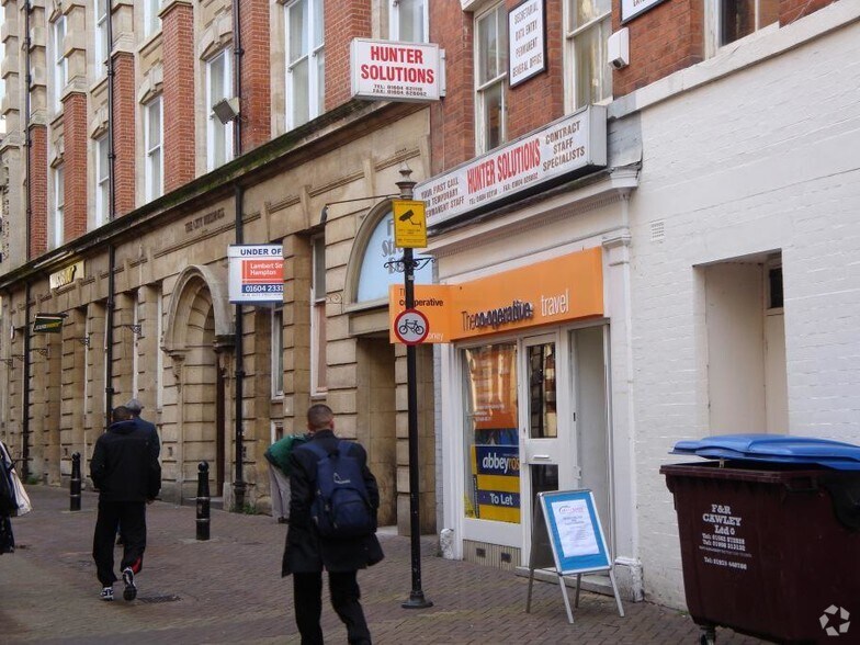 21 Fish St, Northampton à louer - Photo principale - Image 1 de 1