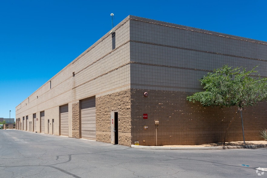 650 N 137th Ave, Goodyear, AZ à vendre - Photo du bâtiment - Image 2 de 4