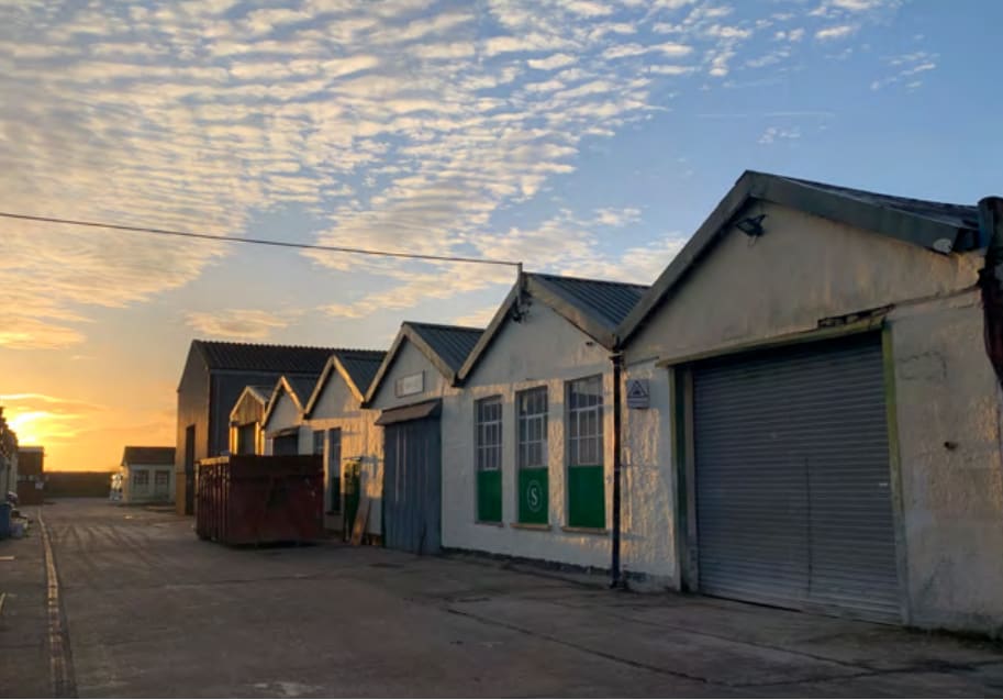 Ray Lamb Way, Erith for lease Primary Photo- Image 1 of 2