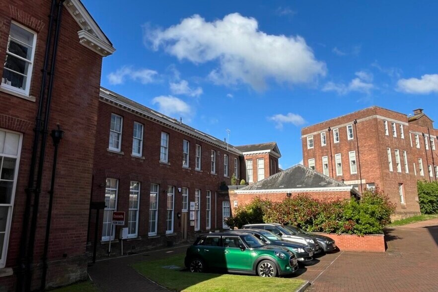 Dean Clarke Gardens, Exeter à louer - Photo du bâtiment - Image 2 de 3