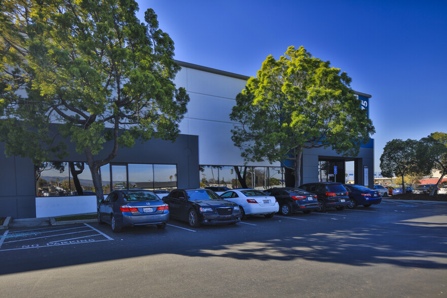 38875-38997 Cherry St, Newark, CA for lease - Building Photo - Image 3 of 7