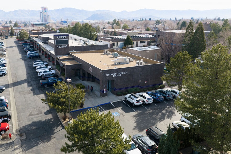 960 W Moana Ln, Reno, NV for sale - Primary Photo - Image 1 of 5