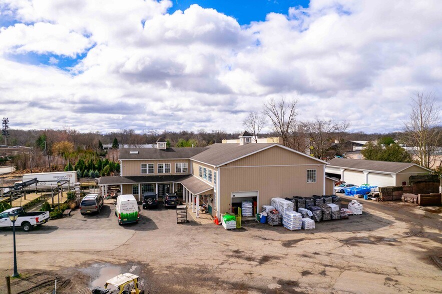 10 Whitney Rd, Mahwah, NJ à vendre - Photo du bâtiment - Image 2 de 17