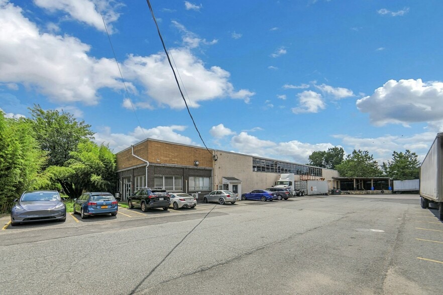 370 Bergen Ave, Kearny, NJ for lease - Building Photo - Image 3 of 43