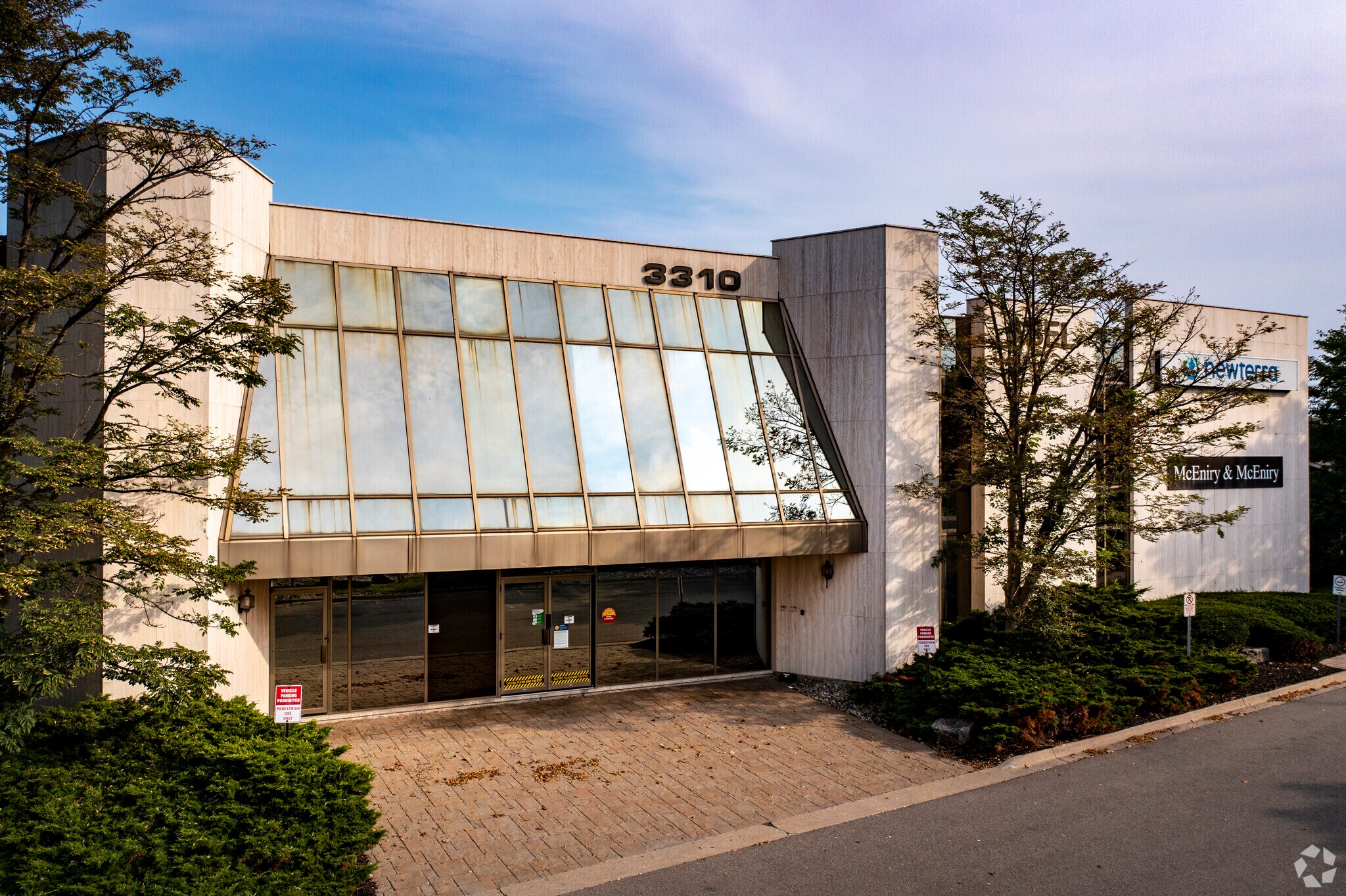 3310-3320 S Service Rd, Burlington, ON for sale Primary Photo- Image 1 of 1