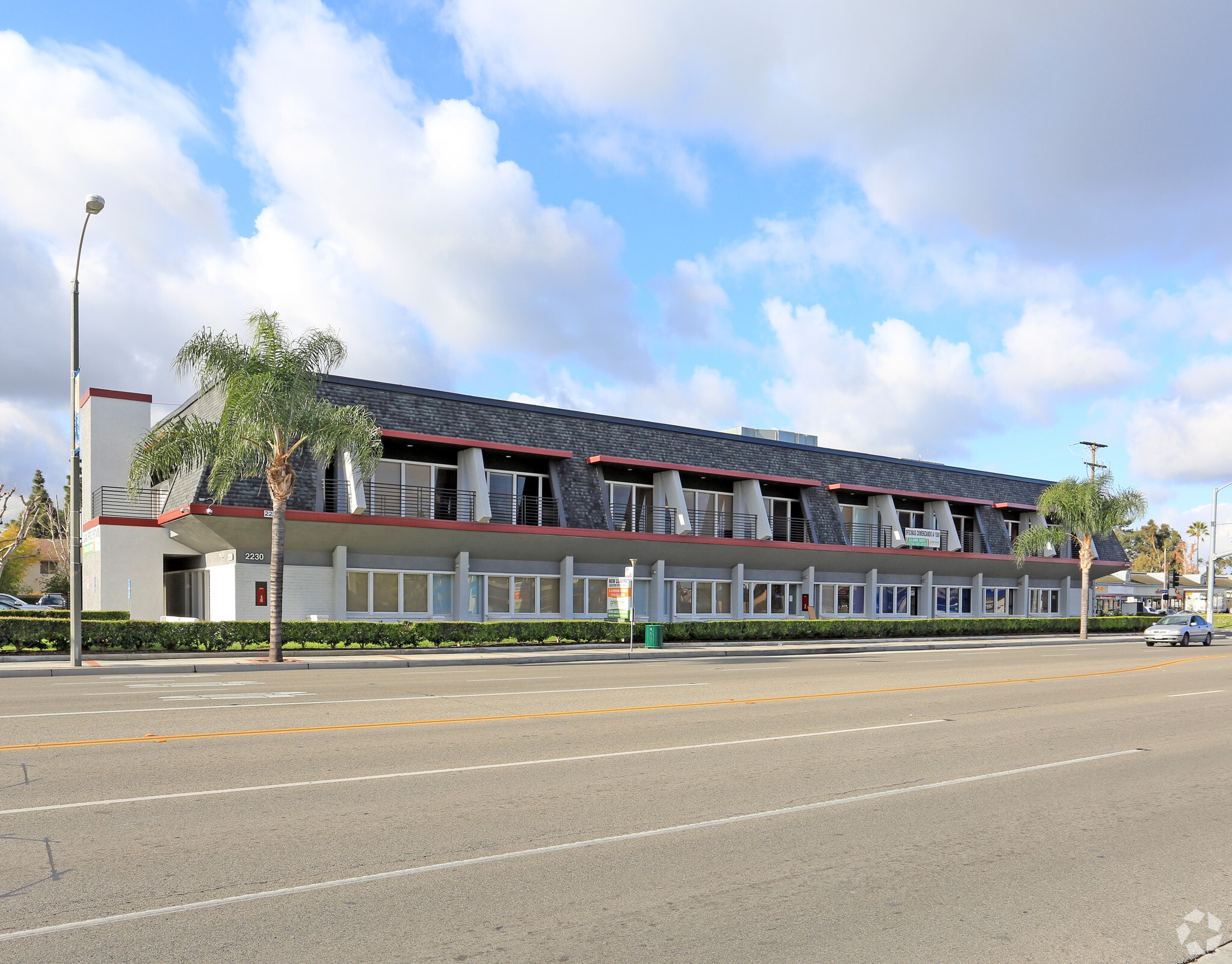 2230 W Chapman Ave, Orange, CA for lease Primary Photo- Image 1 of 15