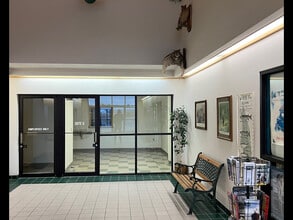 101 N Ogden Rd, Peshtigo, WI for sale Interior Photo- Image 1 of 7