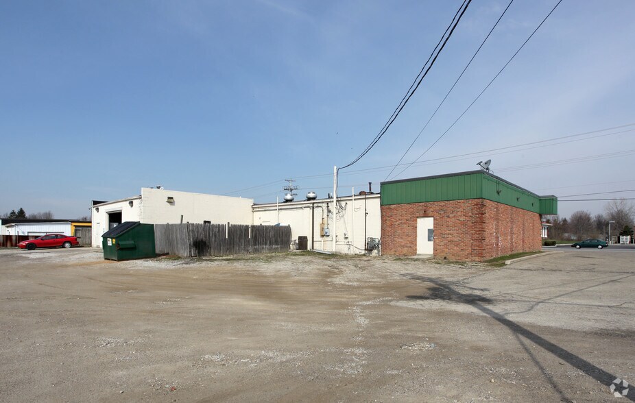14211 E Broad St, Pataskala, OH à louer - Photo du bâtiment - Image 2 de 2
