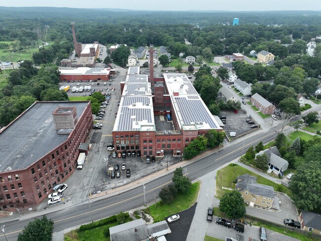 Plus de détails pour 51-55 Middlesex St, Chelmsford, MA - Industriel à louer