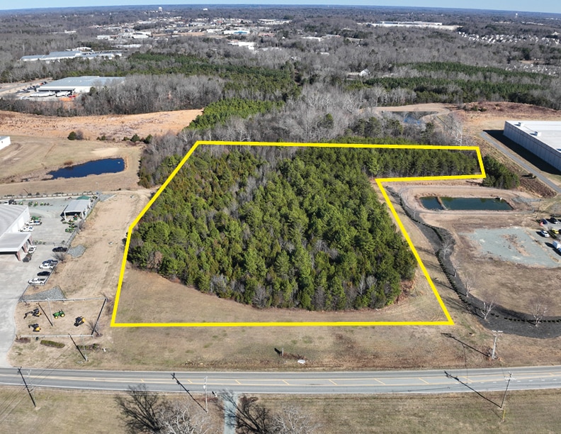 Whites Kennel Road, Burlington, NC for sale Primary Photo- Image 1 of 8