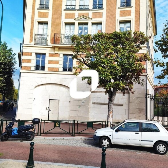 Office in Le Raincy for lease - Building Photo - Image 3 of 3