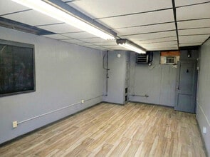 51 Sherman Ave, Newark, NJ for lease Interior Photo- Image 2 of 6