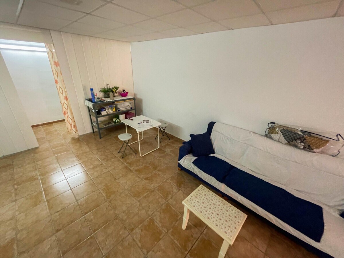 Els Hostalets de Pierola, BAR 08781 - Unit 1 - - Interior Photo - Image 2 of 15