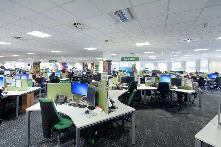 45 Robertson St, Glasgow à louer - Photo du bâtiment - Image 2 de 12