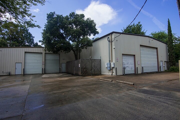 1720-1726 W 23rd St, Houston, TX for sale Primary Photo- Image 1 of 57
