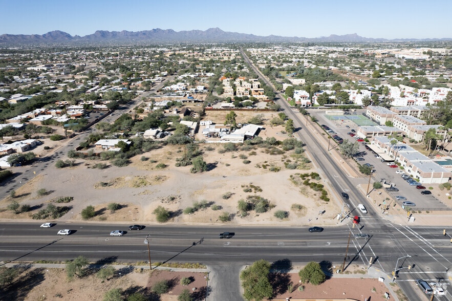 4137 N 1st Ave, Tucson, AZ à vendre - Photo du bâtiment - Image 1 de 5