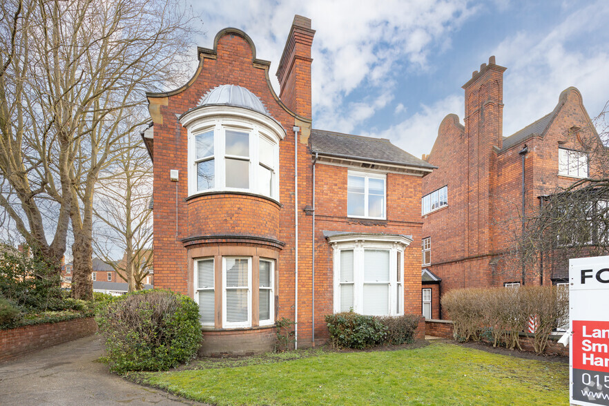 13 The Ave, Lincoln for sale - Building Photo - Image 1 of 5