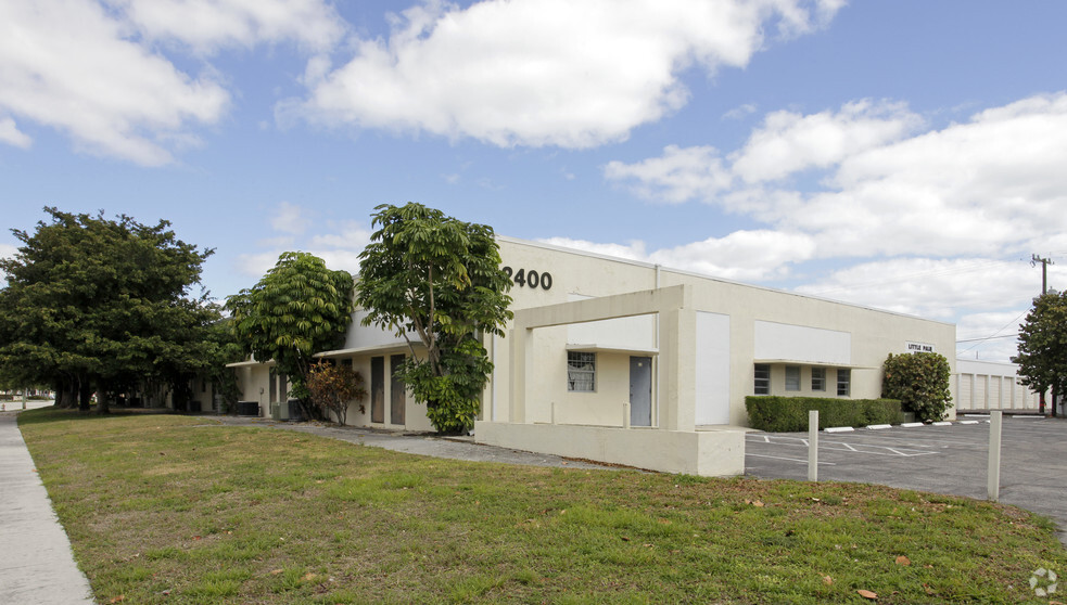 2400 NW Boca Raton Blvd, Boca Raton, FL for lease - Primary Photo - Image 1 of 3