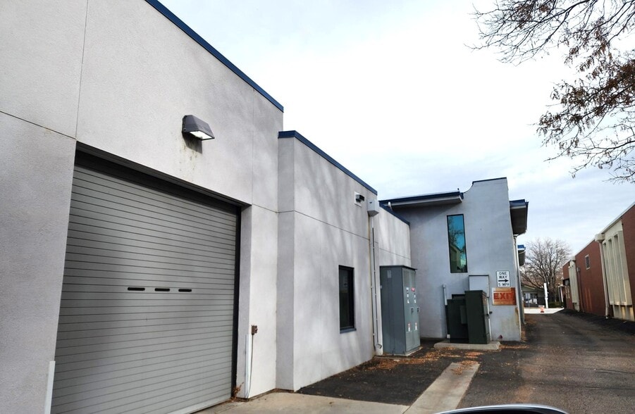 4643 Wadsworth Blvd, Wheat Ridge, CO à vendre - Photo du bâtiment - Image 2 de 14