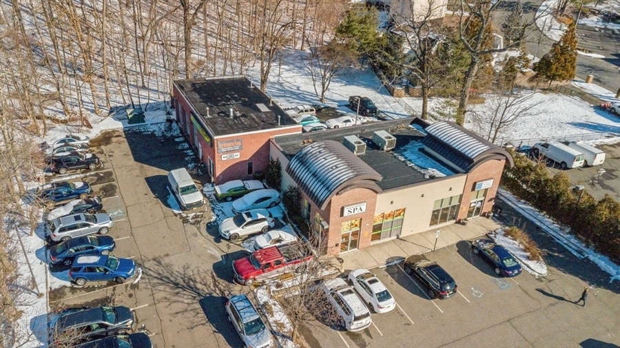 2252 Paterson-Hamburg Tpke, Wayne, NJ for lease Primary Photo- Image 1 of 11