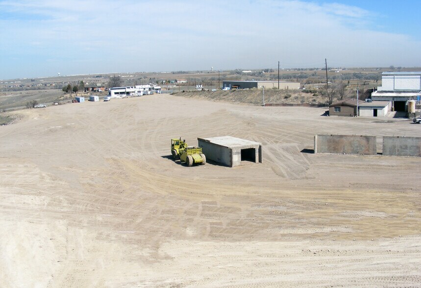 6766 CR 18 portefeuille de 2 propriétés à vendre sur LoopNet.ca - Photo du bâtiment - Image 2 de 9