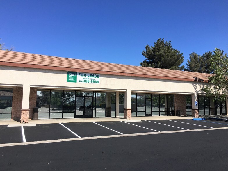 701 W Avenue K, Lancaster, CA for lease - Building Photo - Image 1 of 3