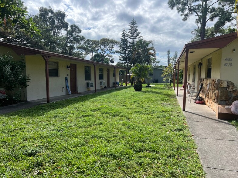 4764 Cole St, West Palm Beach, FL for sale - Building Photo - Image 3 of 9