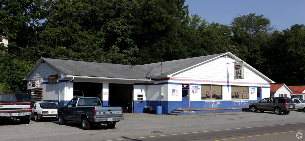 1011 N Main St, Sweetwater, TN for sale - Primary Photo - Image 1 of 1