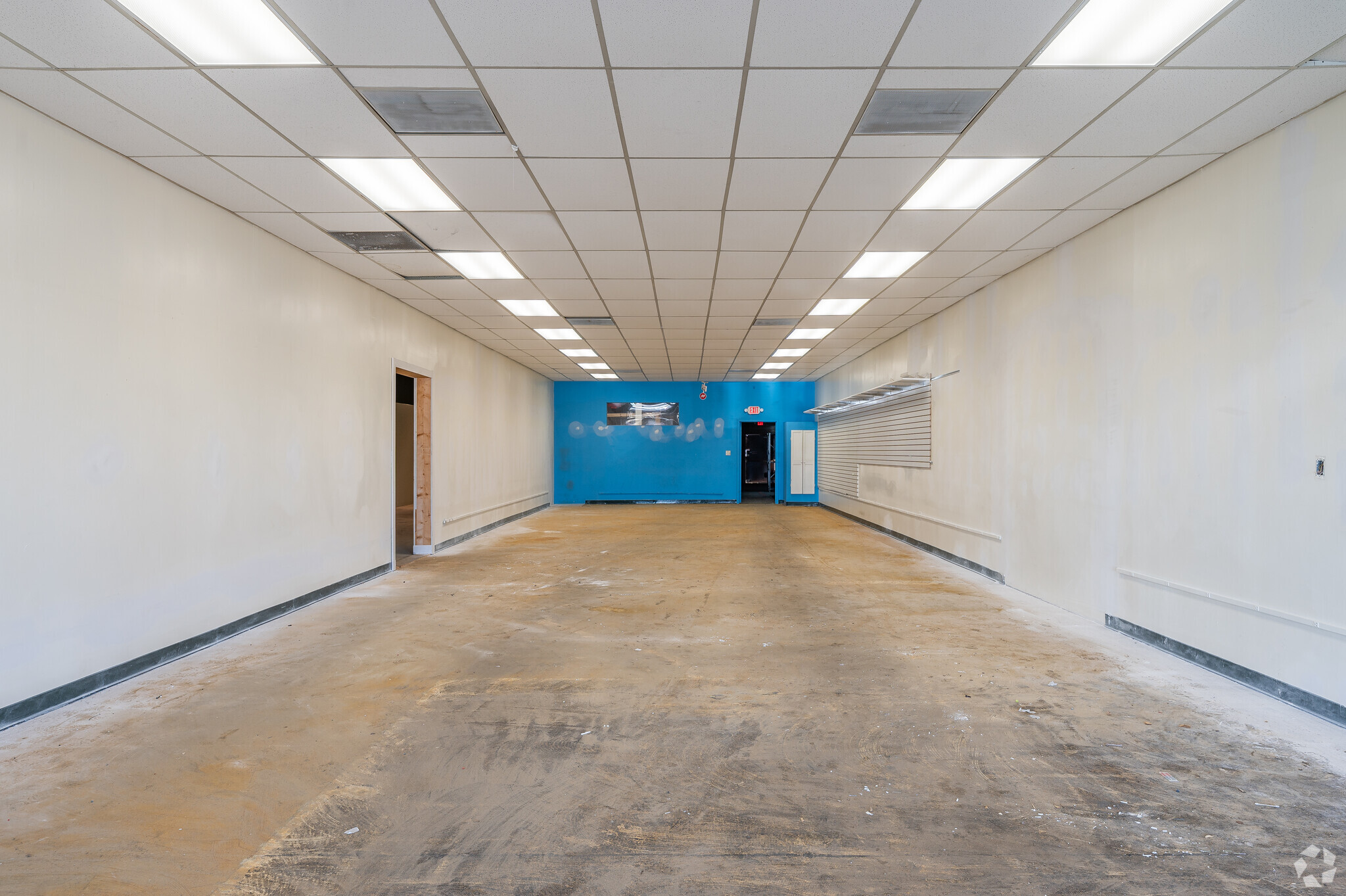 13365 Smith Rd, Middleburg Heights, OH à louer Photo intérieure- Image 1 de 16