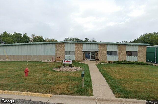 Plus de détails pour 340 Oak Ave S, West Salem, WI - Industriel à louer