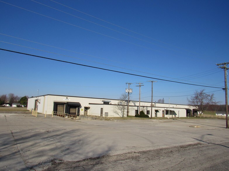 201 Leanne Dr, Edon, OH à vendre - Photo du bâtiment - Image 2 de 13