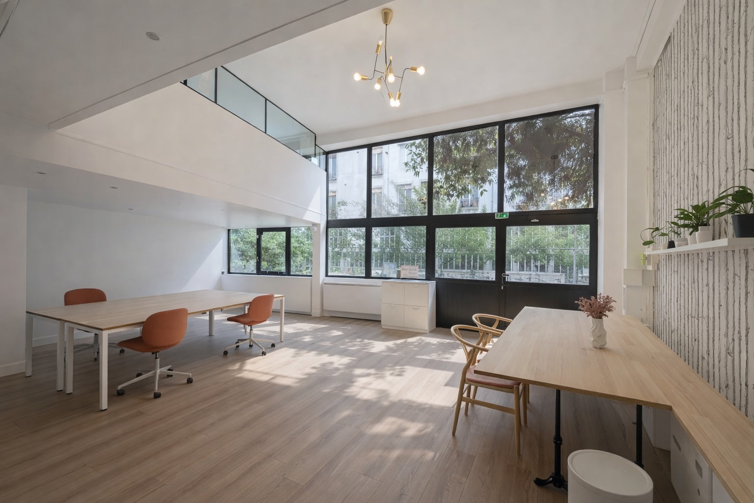 Coworking Space in Paris for lease Interior Photo- Image 1 of 5