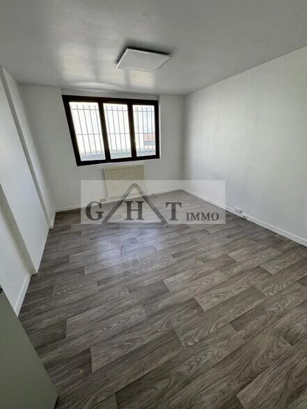 Bureau dans Wissous à louer - Photo intérieure - Image 2 de 6