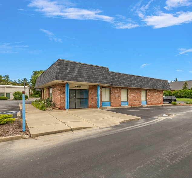 58765 Van Dyke Ave, Washington, MI for lease - Building Photo - Image 3 of 8