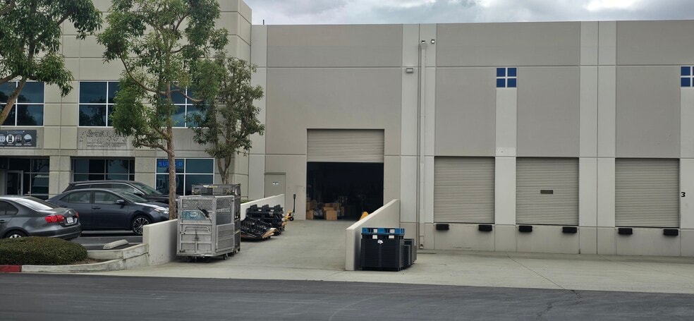 1477 E Cedar St, Ontario, CA for lease - Building Photo - Image 3 of 24