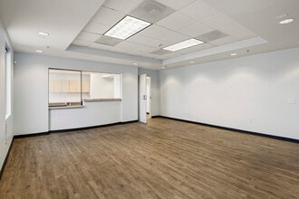 5380 S Rainbow Blvd, Las Vegas, NV à louer Photo intérieure- Image 2 de 17