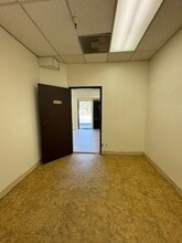 6904 Miramar Rd, San Diego, CA for lease Interior Photo- Image 2 of 7