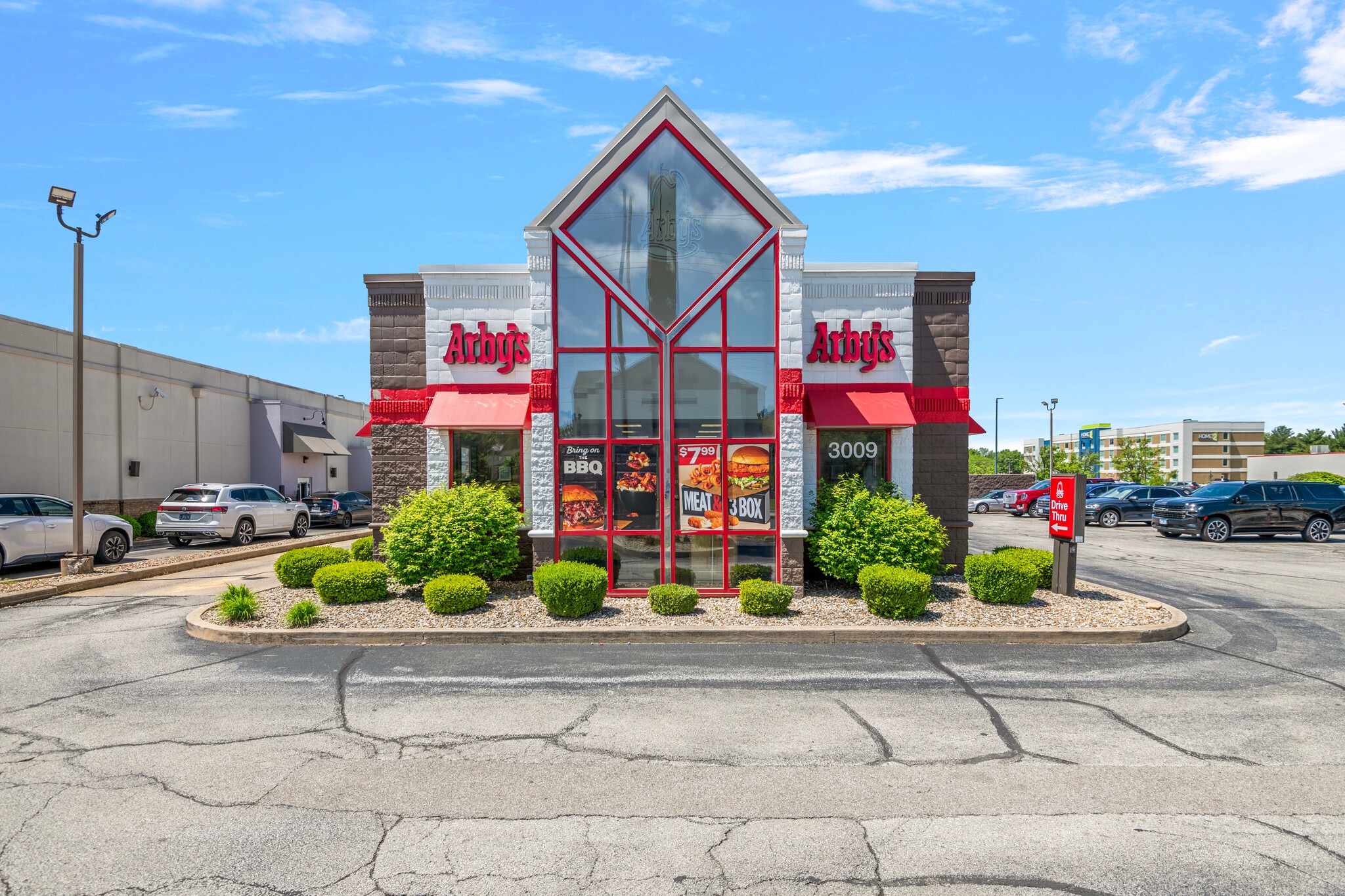 3009 S Dirksen Pky, Springfield, IL for sale Building Photo- Image 1 of 7