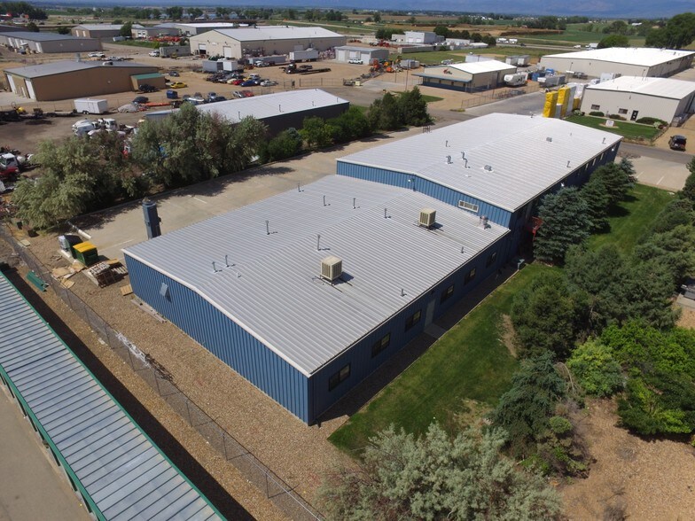 14320 Longs Peak Ct, Longmont, CO à vendre - Photo du bâtiment - Image 3 de 41