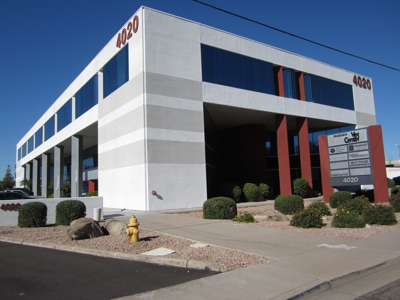 4020 N 20th St, Phoenix, AZ à louer - Photo du bâtiment - Image 1 de 4