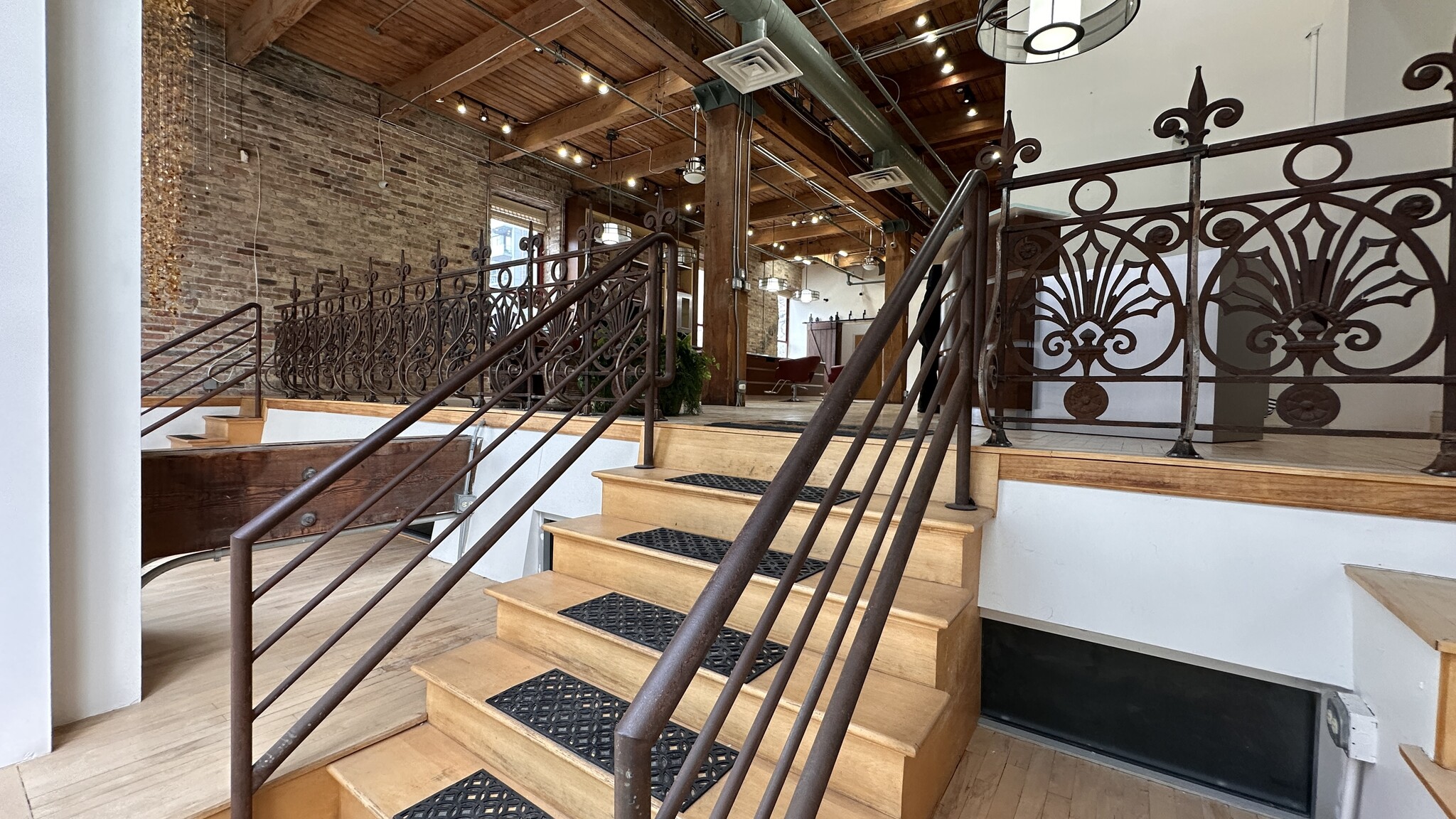 409 W Huron St, Chicago, IL for lease Interior Photo- Image 1 of 22