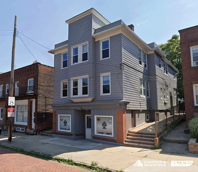 2051 Murray Hill Rd, Cleveland, OH à vendre - Photo du bâtiment - Image 2 de 5